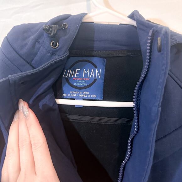 ONE MAN Outerwear Performance Insulated Navy Jacket Sz. M - Picture 2 of 4